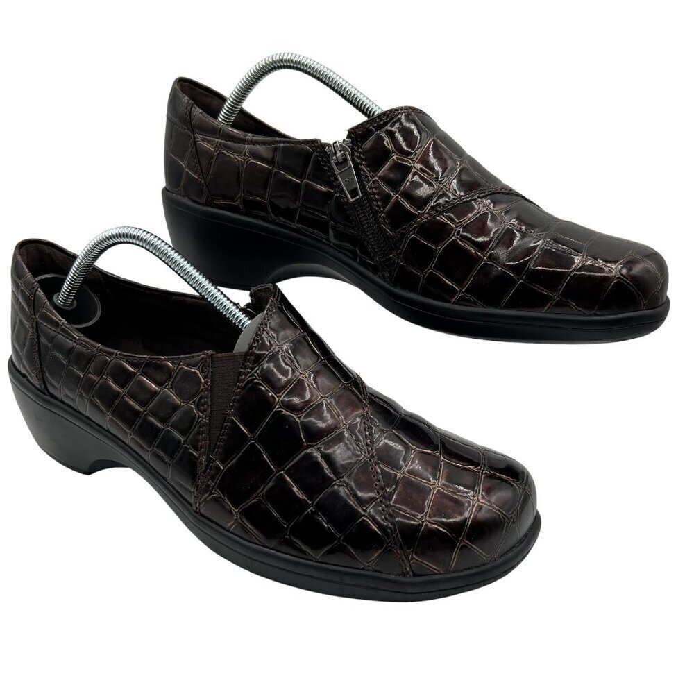 Clarks Bendables Womens 9 M Brown Vegan Croc Zip Slip On Comfort Shoe Old Money